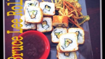 O-hana Sushi food