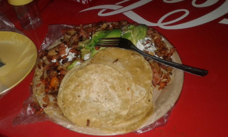 Taqueria Willy food