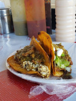 Tacos Los Cázarez food
