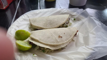 Tacos De Cabeza La Conquista food