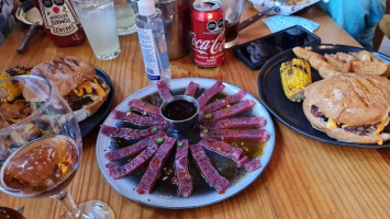 Los Cortes Afz. Smoked Brisket, Steaks Drinks food