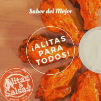 Alitas Y Salsas food