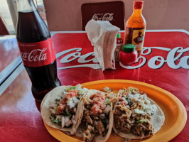 Taquería Doña Triny food