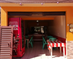 Taqueria El Jarocho inside