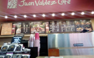 Juan Valdez Café Airlift food