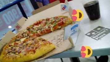 Domino's Pizza Modelia food