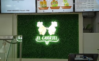 Arepas El Carriel inside