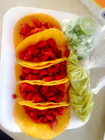 Tacos Y Gringas El Canelo food