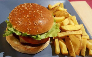 Acuario Burger food