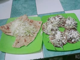 Antojeria El Huarache food