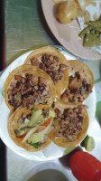 Taquería Rey De Reyes food