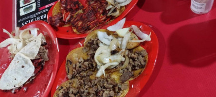 Tacos Cruzitos food