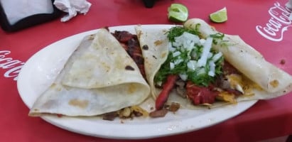 Tacos Keyon Suc. San Carlos food