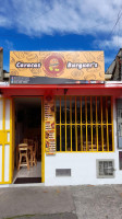 Caracas Burguers Bogotá inside