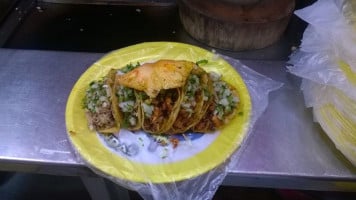 Taqueria Arandas food
