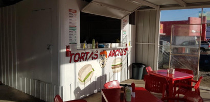 Tortas Archi's 3 food