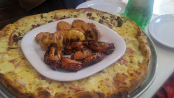 Roberts Pizza Tehuacan food