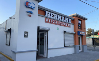 Herman's Pizza Express Frontera inside