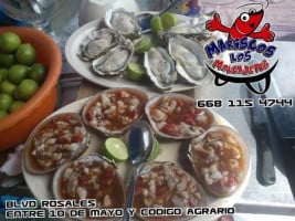 Mariscos Los Molcajetes food