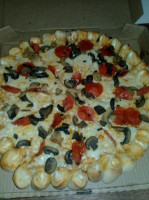 Picho's Pizza food