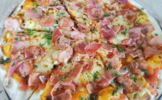 Socia Pizzeria food