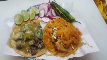 Tacos El Compadre inside