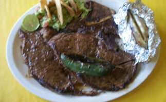 El Sabor Michoacano food