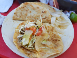 Tacos El Farolito food