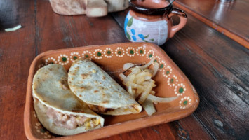 Tacos El Farolito inside