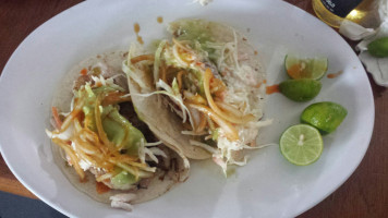 Taqueria Rossy food