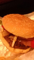 Pikas Burger food