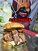 Hamburguesas El Chino food