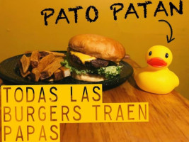 Patán Burgers food