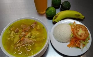 Señorial Guanteros, Envigado food