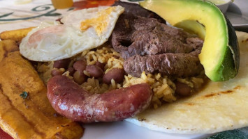 Saboreate Antioquia food