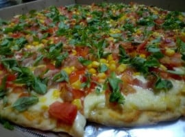 Pailozz Pizzeria Y Candy Store food