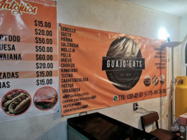 Guajo' Eats inside