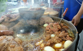 Taquería El Chino food