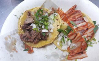 Tacos El Paisa food