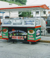 Tacos Y Tortas Iberia outside