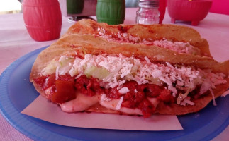 Hugohuarache food