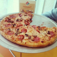 Domino's food