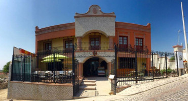 Hacienda Real, Peña De Bernal outside