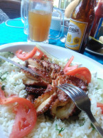 El Marisquito food