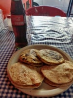 Gorditas La Campana food