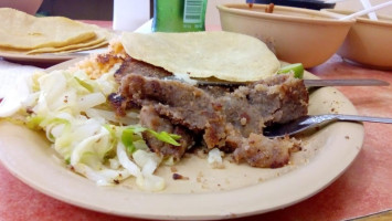 Taquería Y Rosticería El Gavilán Pollero food