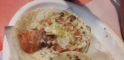 Tacos El Tizon food