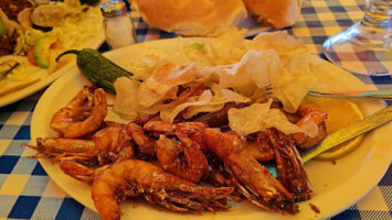 Mariscos Plaza inside