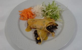 Las Flautas De San Miguel food