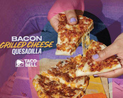 Taco Bell Calle 50 food